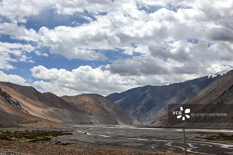 中国新疆西藏旅游风景图 219国道自行车旅行 高原高山雪山 日土达坂图片素材