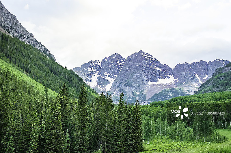 美国马龙贝尔斯群山美景图片素材
