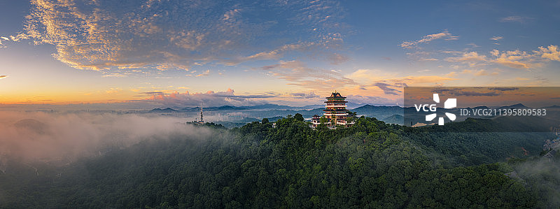 高榜山烟云图片素材