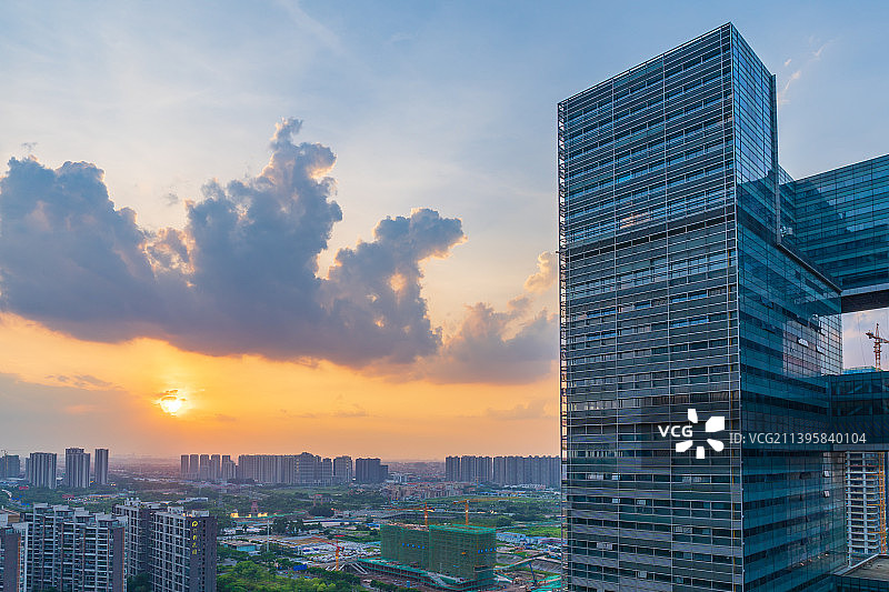 广东佛山南海金融高新区日落风光图片素材