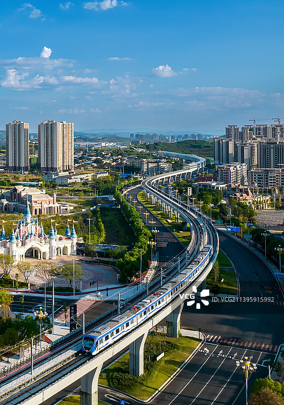 重庆首条市郊铁路江跳线建成通车图片素材
