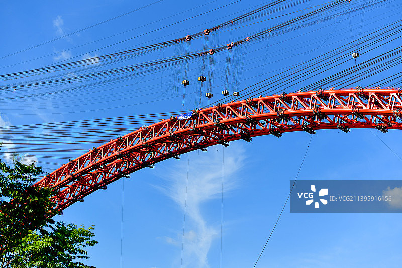 建设中的贵州德余高速乌江特大桥图片素材