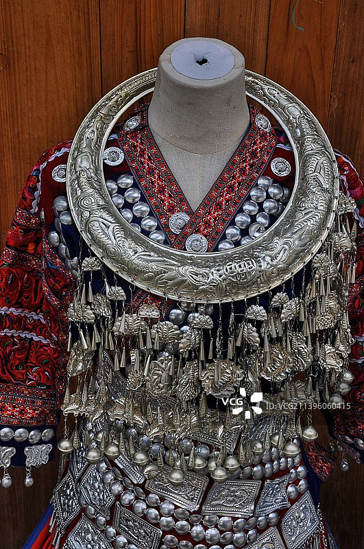 贵州苗族服饰银饰图片素材