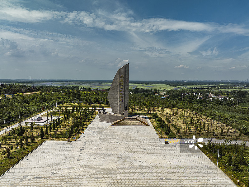 航拍山东省济宁市微山湖岛铁道游击队博物馆图片素材