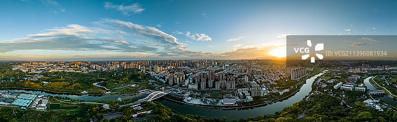 航拍南国灯城城市风光图片素材