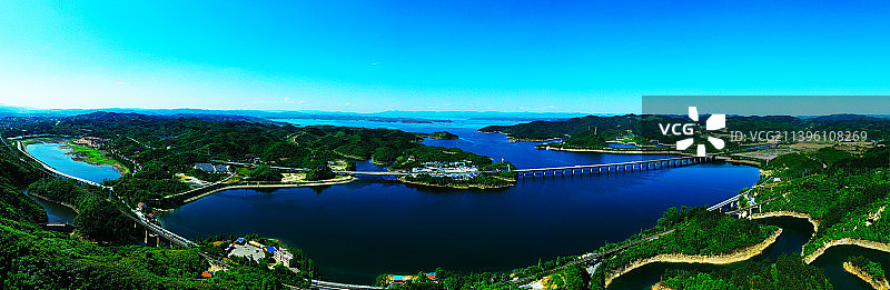武当太极湖全景图片素材