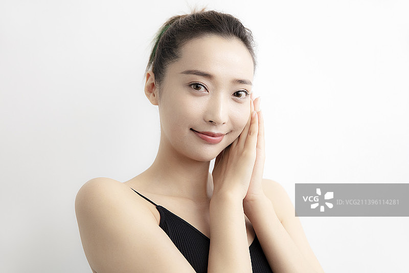 优雅的年轻女士特写图片素材