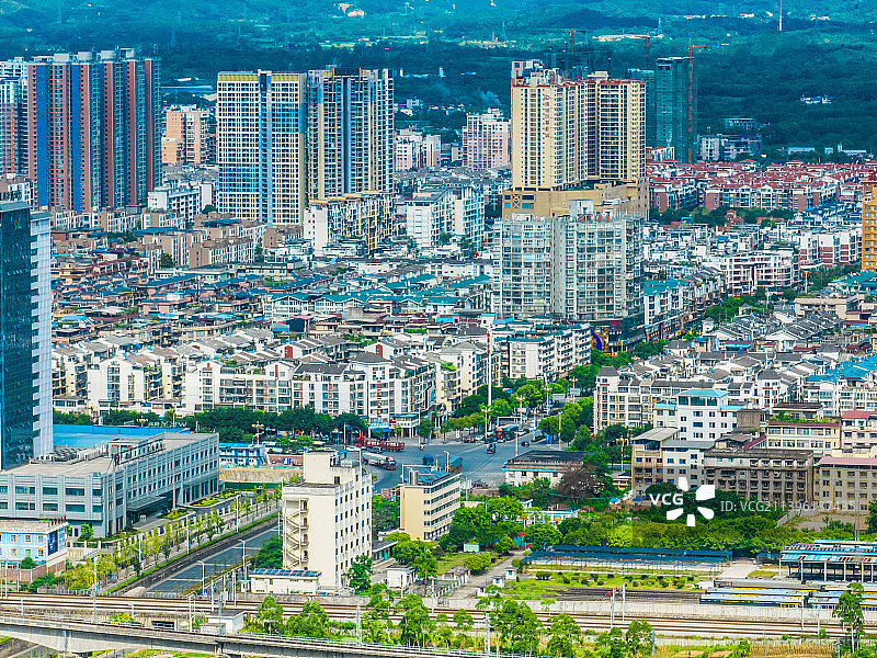 长焦航拍桂林城北区建筑图片素材