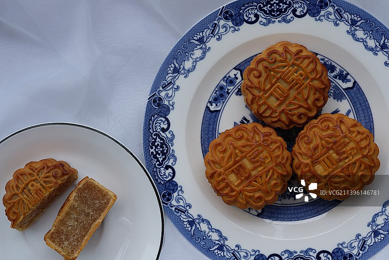 椰丝月饼图片素材