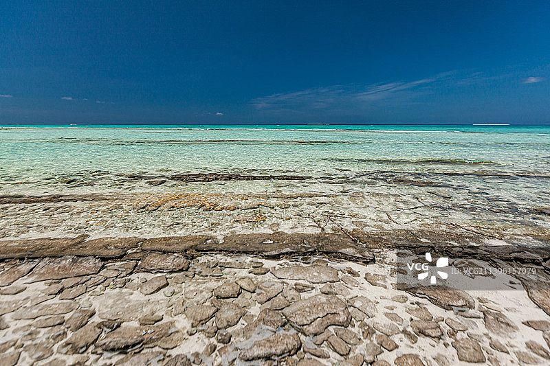 中国西沙群岛、玻璃海、三沙市、玻璃海、广告、热带岛屿、马尔代夫、白色沙滩、礁石图片素材
