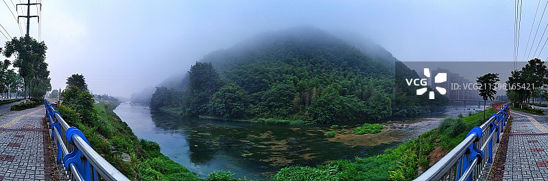 全景——云雾象山图片素材