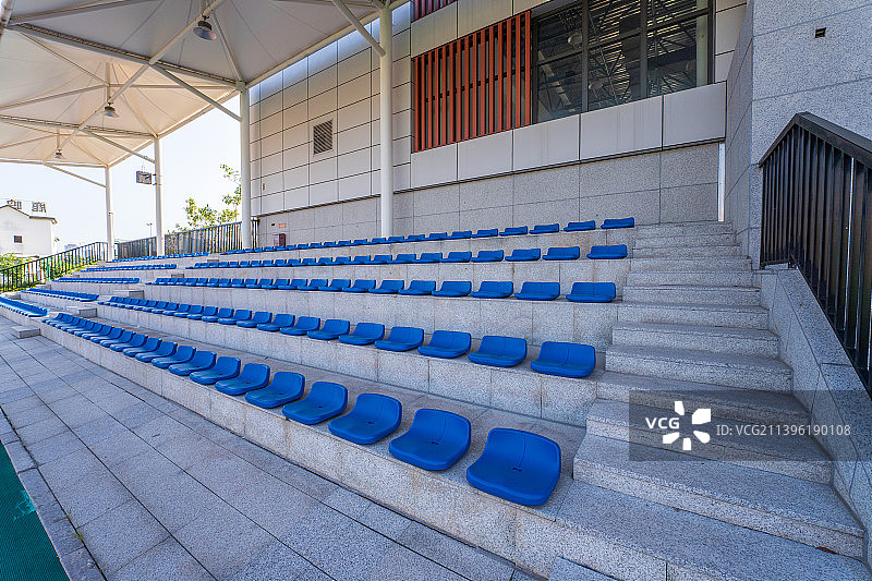 体育场空旷的看台图片素材