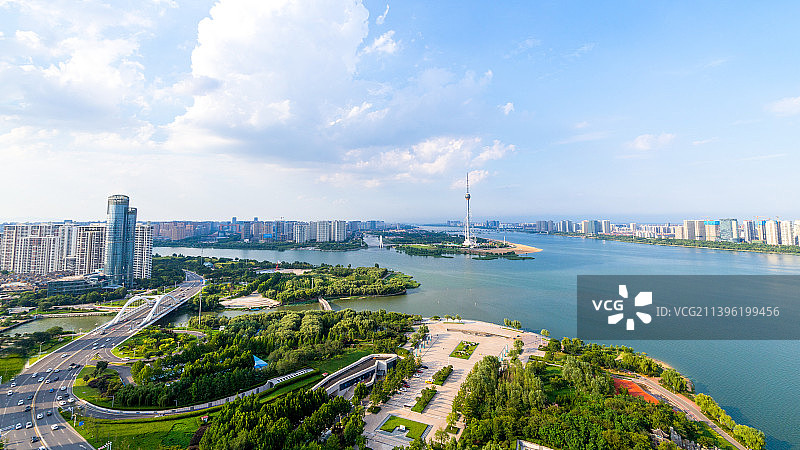 航拍山东省临沂市沂河三河口地标风景图片素材