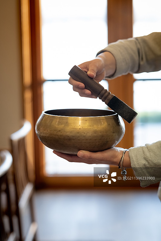 颂钵音疗图片素材