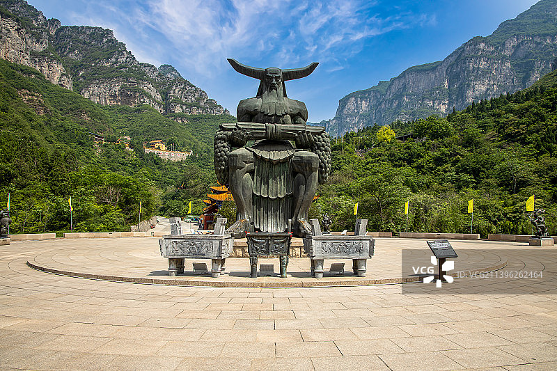 焦作市沁阳市神农山神农雕像图片素材