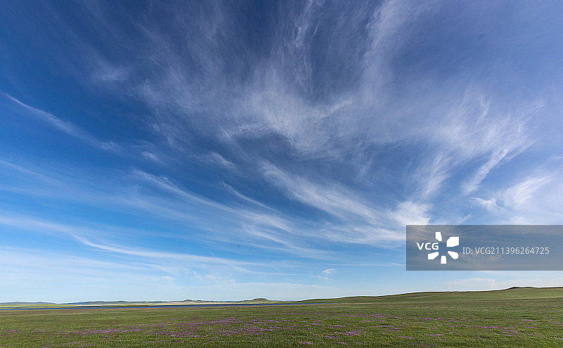 内蒙草原和天空图片素材