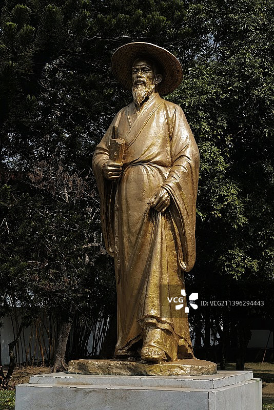 海南岛儋州东坡书院苏东坡雕像图片素材