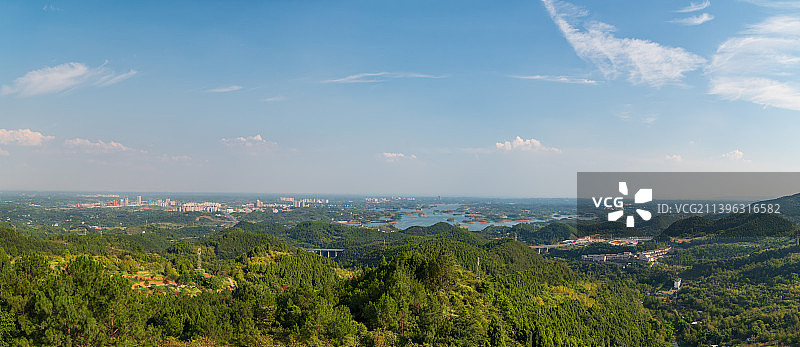 成都龙泉山城市森林公园丹景台观简阳市三岔湖白昼晴天图片素材