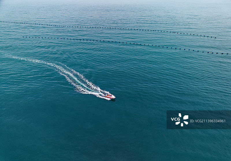 大海和游艇图片素材