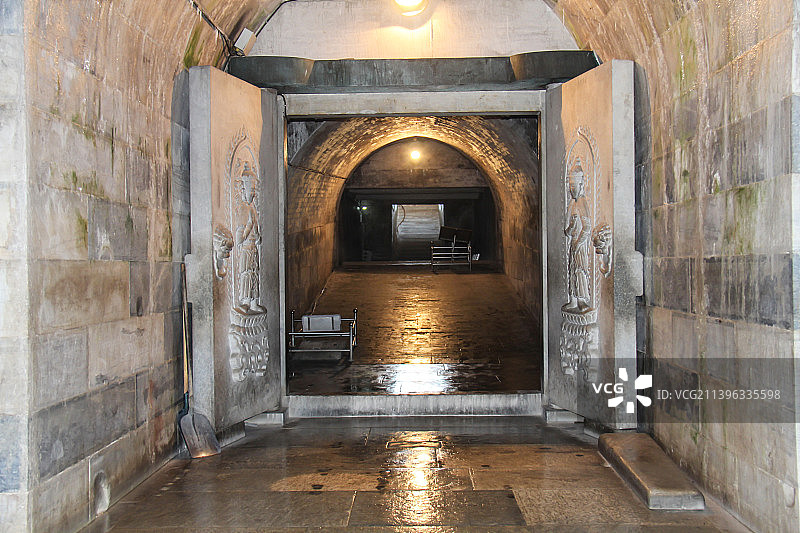 河北易县清西陵：崇陵【清德宗光绪皇帝载湉和孝定景皇后（隆裕太后）的合葬陵寝】地宫石门、隧道图片素材