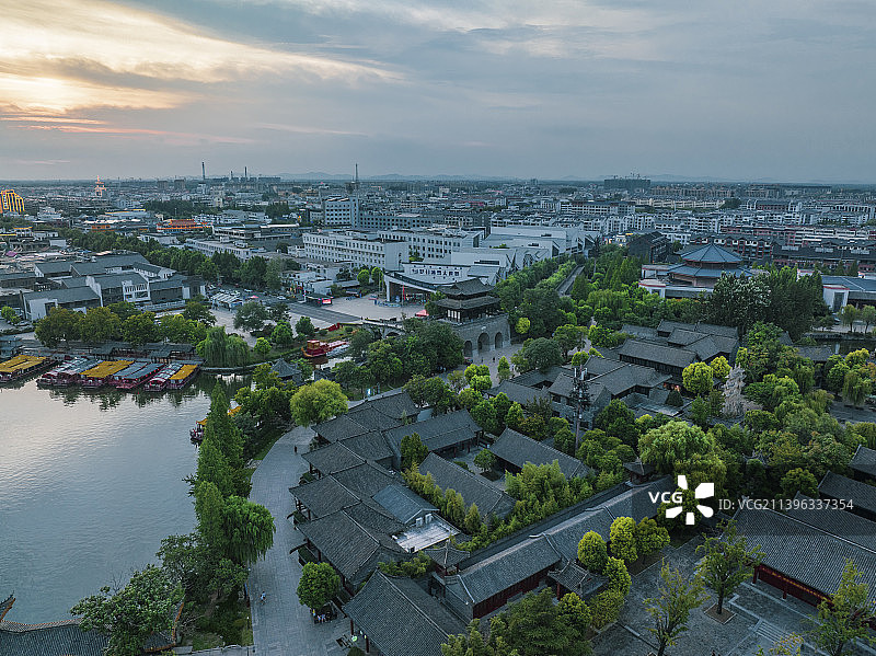 航拍山东省枣庄市台儿庄古城风光图片素材