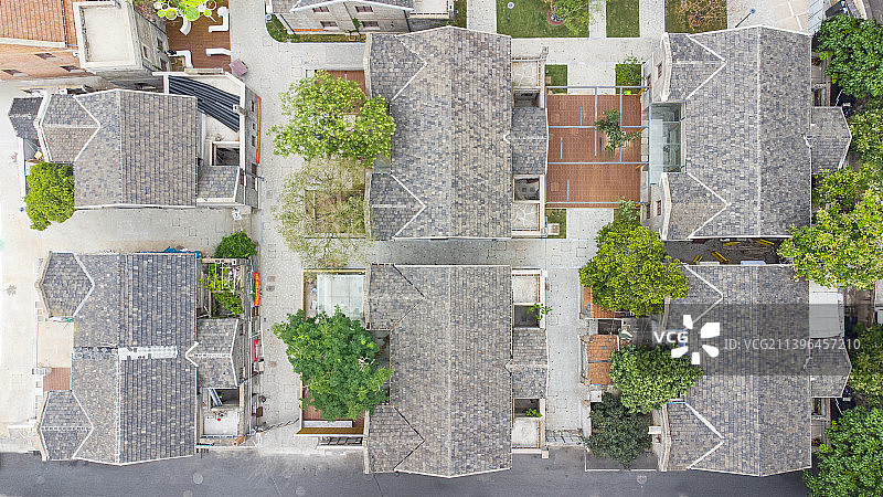 眼睛留给风光——西白菜园图片素材