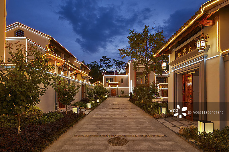 民宿夜景图片素材