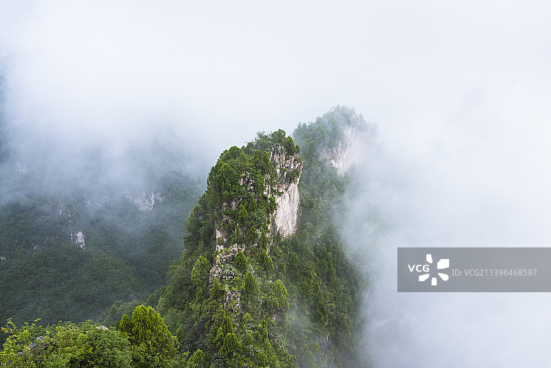 巍巍群山图片素材