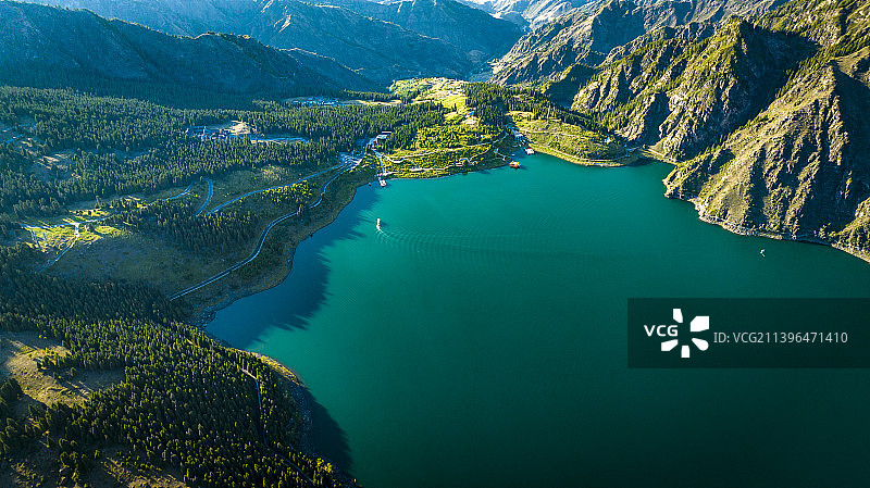 新疆天山天池图片素材