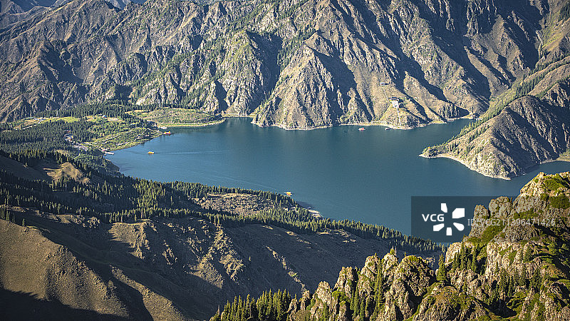新疆天山天池图片素材