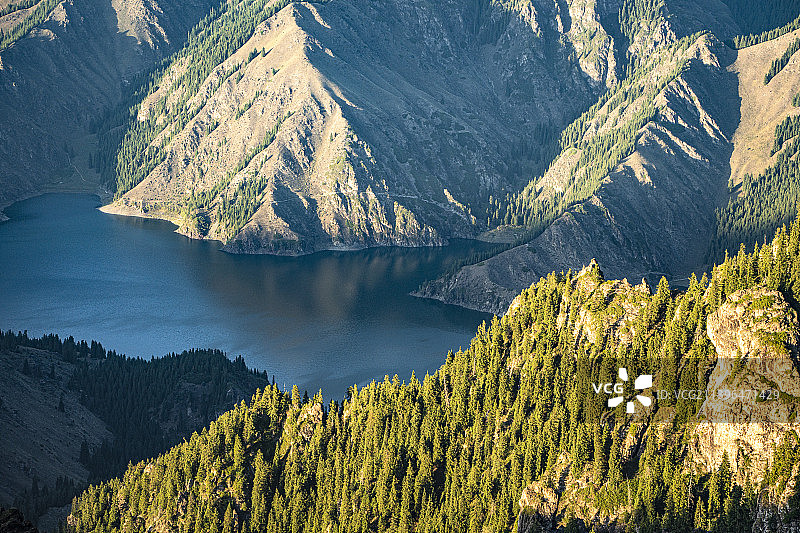 新疆天山天池图片素材