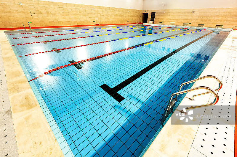 游泳馆图片素材