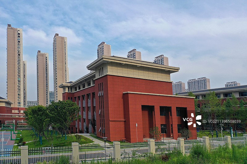 一栋红色的房子图片素材