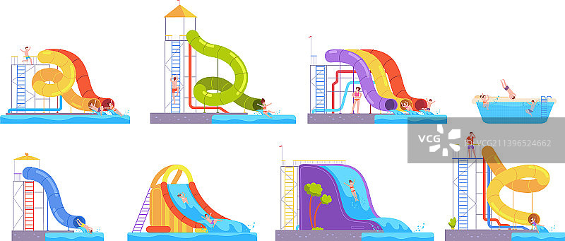 水上乐园里乘坐充气滑梯的家庭图片素材