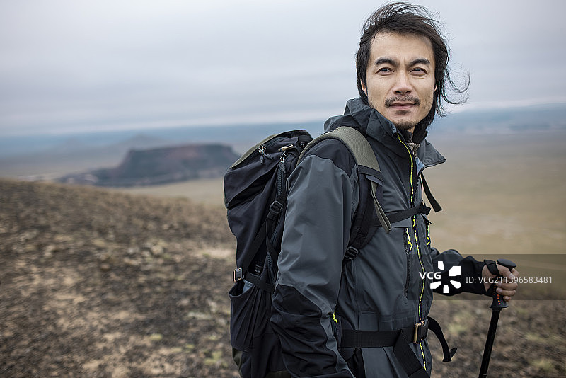 男子徒步旅行图片素材