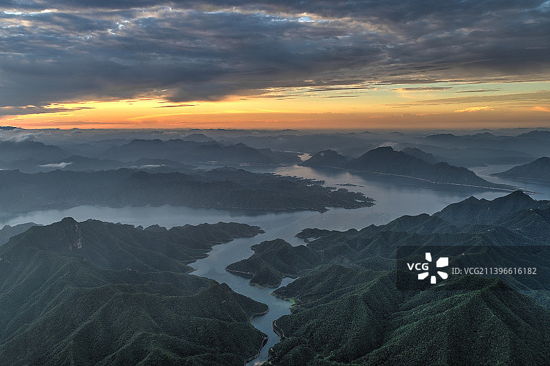 蟠龙湖潘家口水库喜峰口长城图片素材