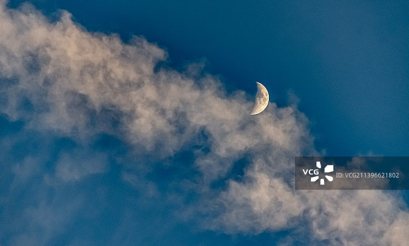 云和月图片素材