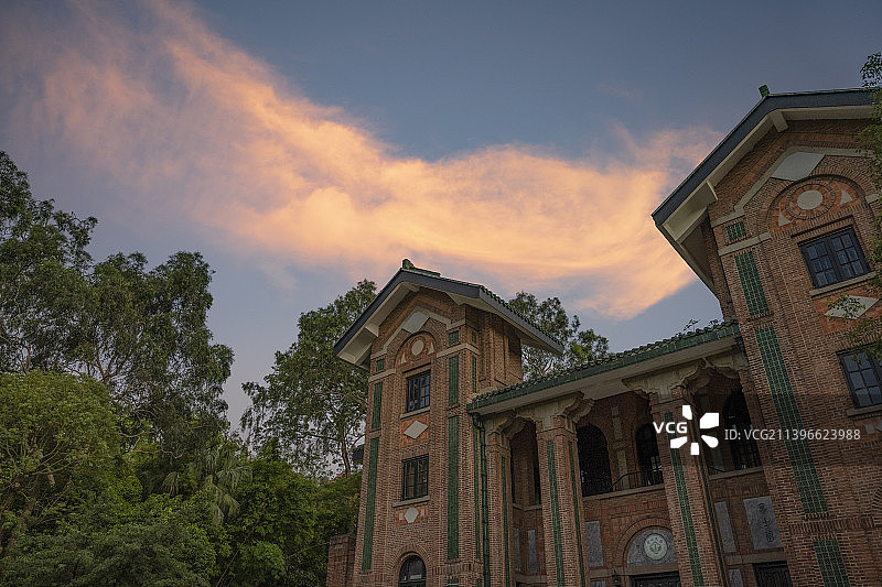 中山大学南校区标志性建筑怀士堂 小礼堂图片素材