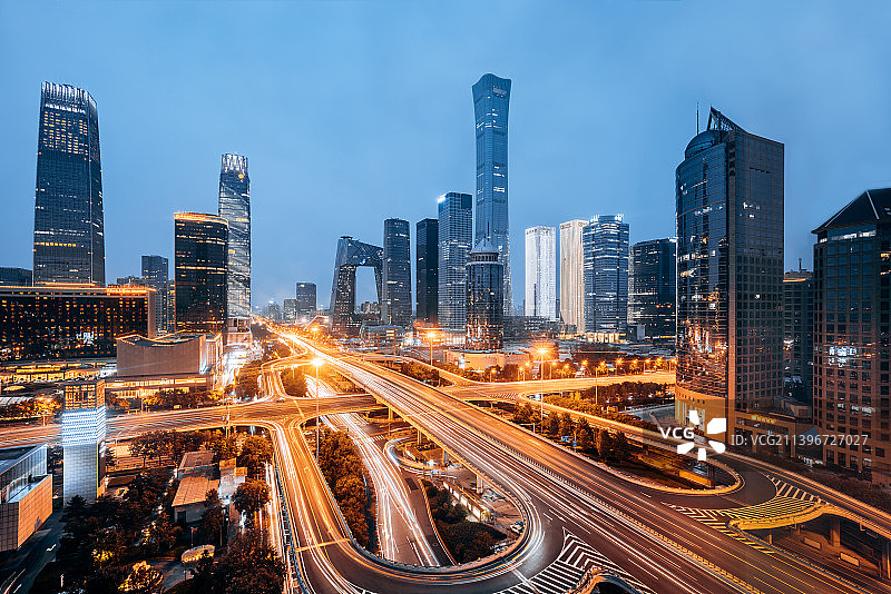 中国北京国贸立交桥和CBD建筑群高视角夜景风光图片素材
