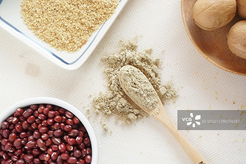 红豆核桃粉，核桃粉，哺乳粉，营养早餐，代餐，五谷粉，五谷粉，健康美食，食疗，养生，营养早餐，一勺粉图片素材