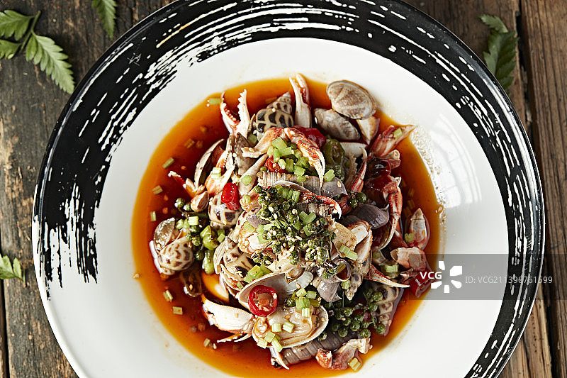 藤椒红油腌渍小海鲜图片素材