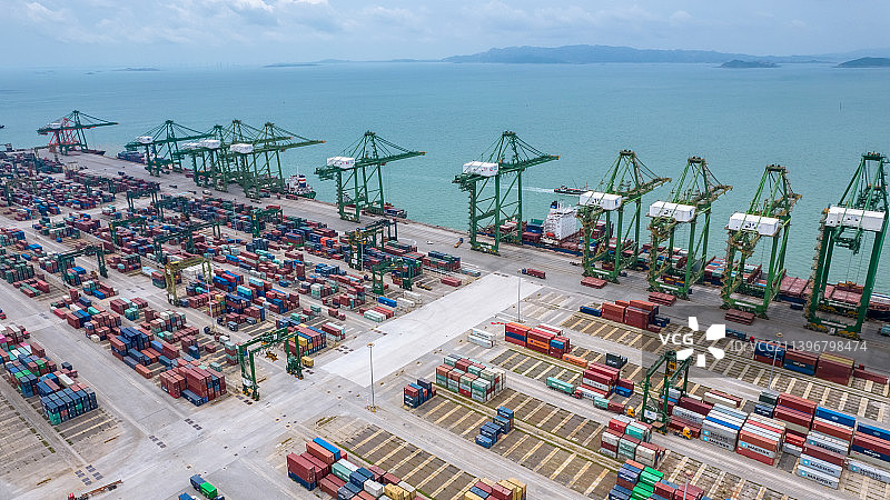 福建福州福清江阴港集装箱码头图片素材