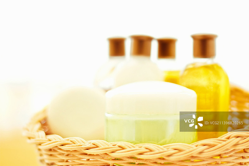 肥皂、洗发水、乳液化妆品套装 - 美容、水疗和身体护理图片素材