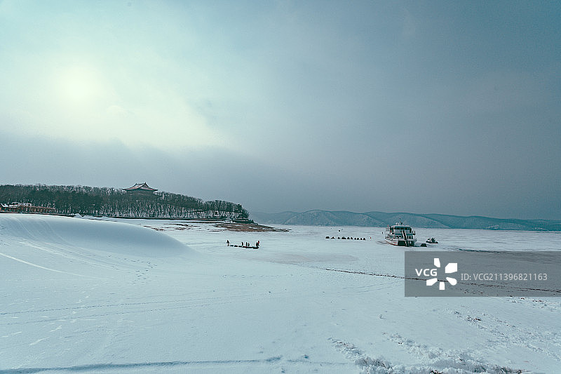 冬季黑龙江牡丹江宁安市镜泊湖图片素材