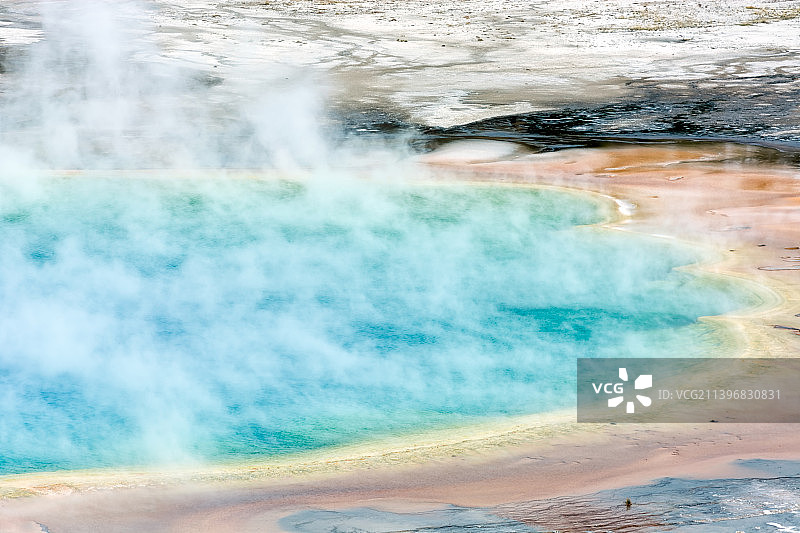 美国怀俄明州黄石国家公园大棱镜泉图片素材