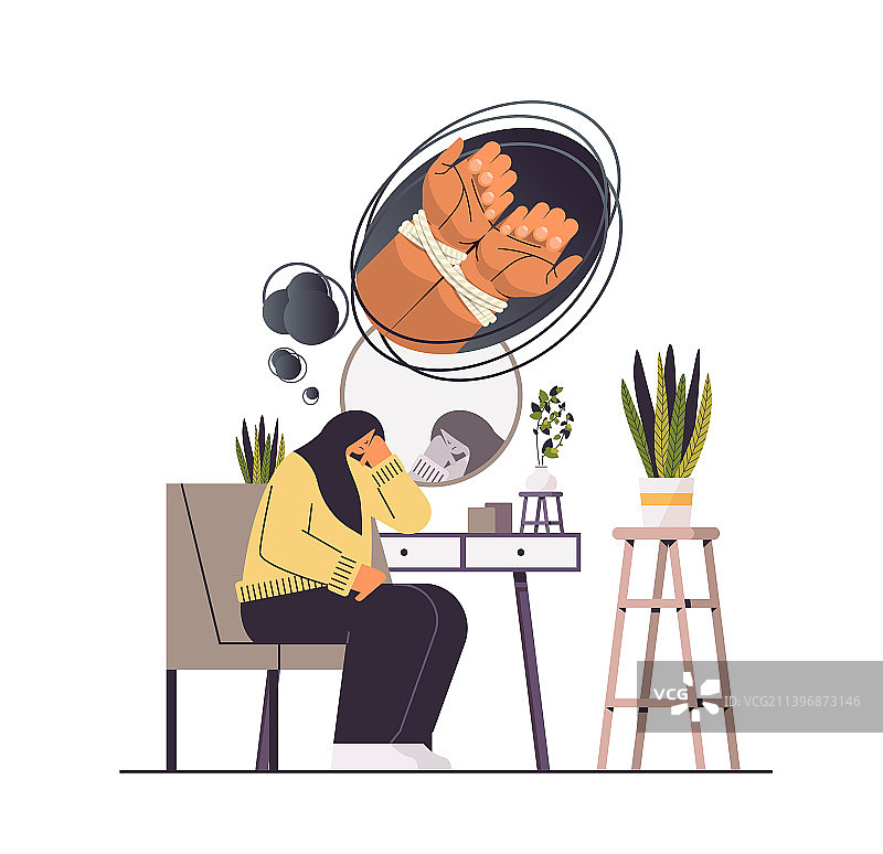 经历战争恐怖的沮丧疲惫的女人图片素材