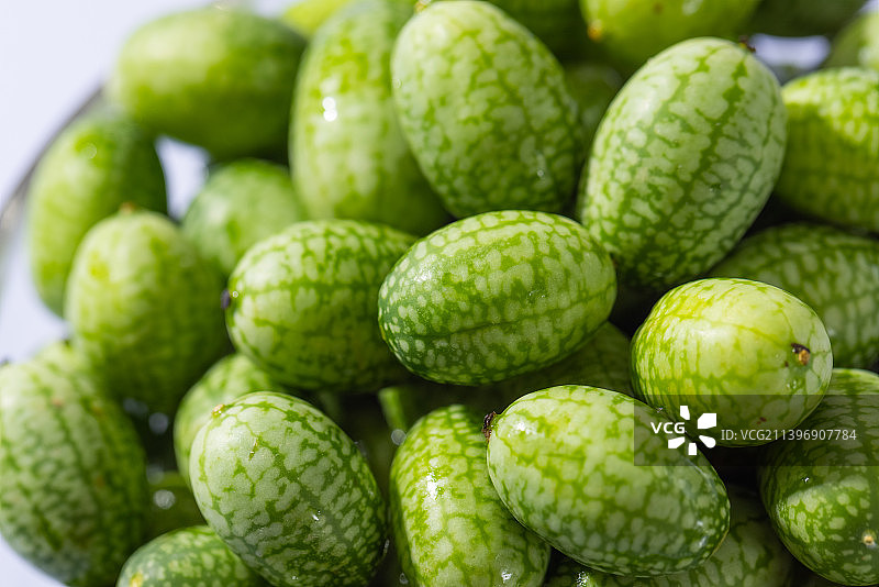 洗干净的墨西哥酸黄瓜图片素材