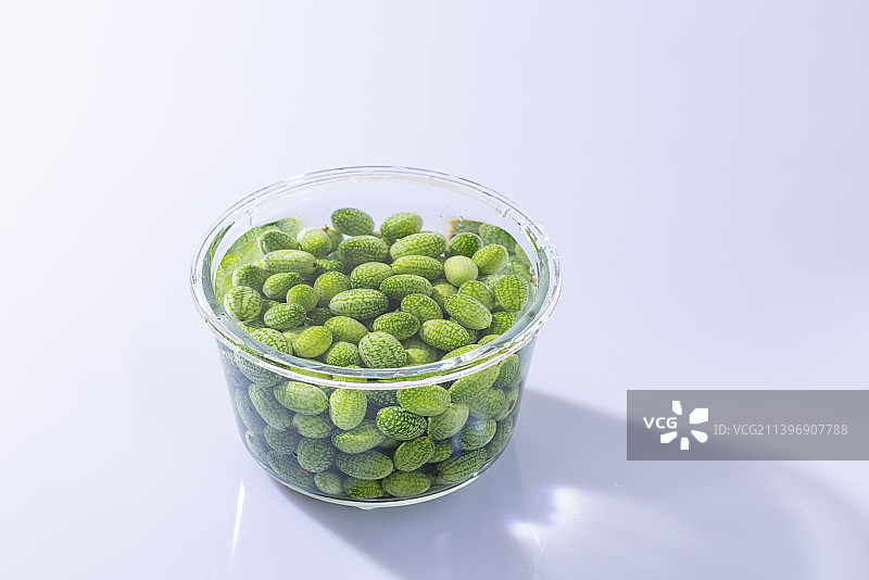 洗干净的墨西哥酸黄瓜图片素材