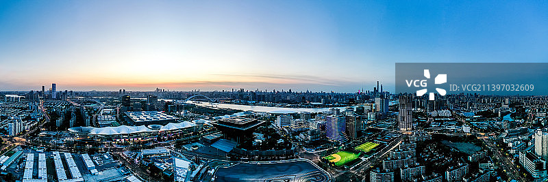 航拍上海世博园区城市建筑风光鸟瞰图图片素材