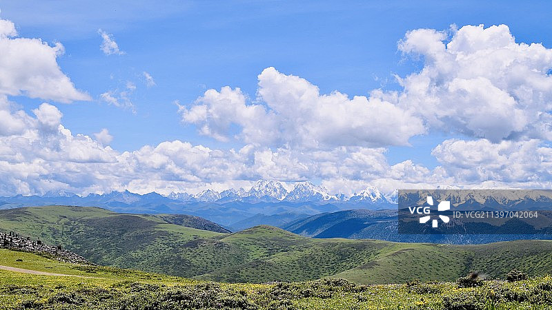 贡嘎雪山 于黑石城拍摄图片素材